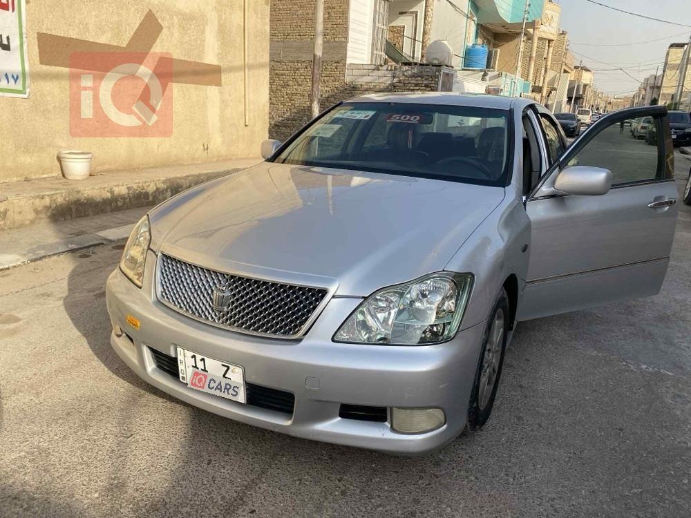 تويوتا كراون